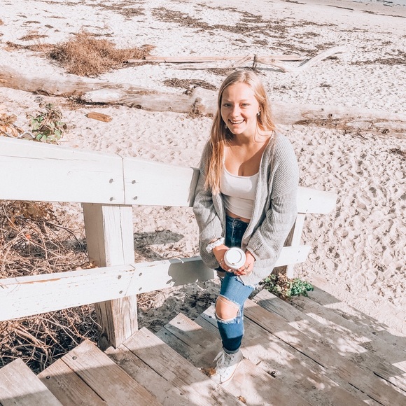 Meet your Posher, Phoebe - Picture 1 of 1